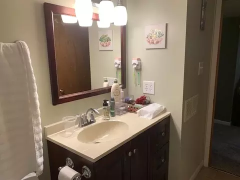 1526 N Hershey Rd, Bloomington, IL 61704 photo 16