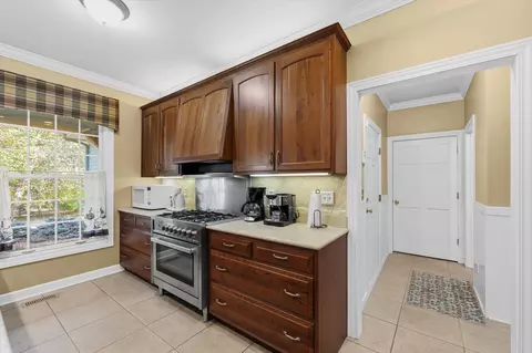 Kitchen - 52 Glenn Dr, White Heath, IL 61884 photo 2 of 4