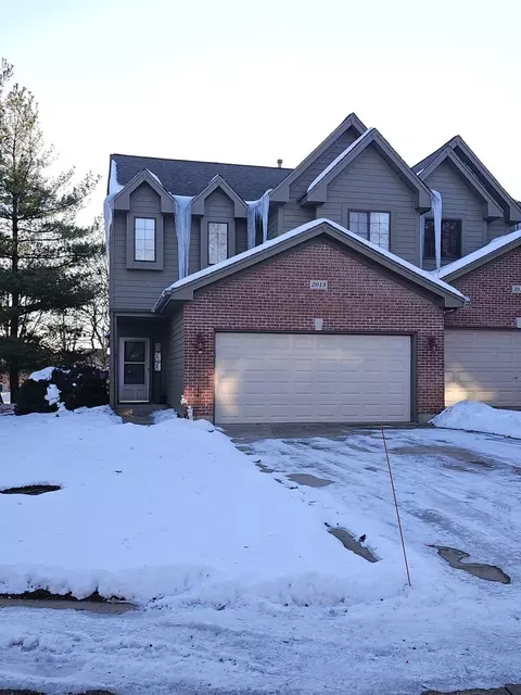 2013 Jeffrey Ln #2013, Elgin, IL 60123