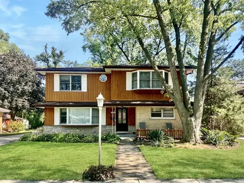3 N425 Howard Ave, Elmhurst, IL 60126