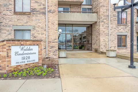 1926 Prairie Sq #316B, Schaumburg, IL 60173
