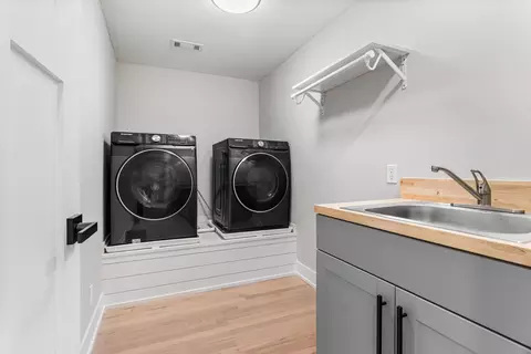 Other - 5221 W Cornelia Ave, Chicago, IL 60641 photo 3 of 9