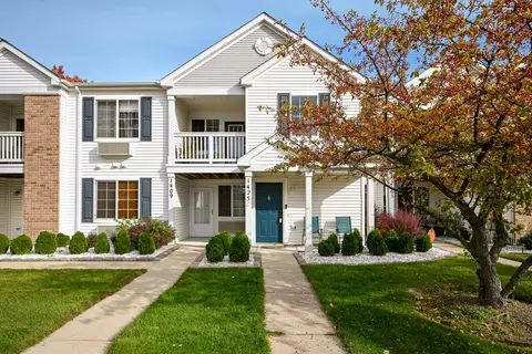 1425 Mcclure Rd #1425, Aurora, IL 60505