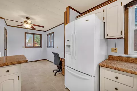 Kitchen - 308 E Delaware St, Dwight, IL 60420 photo 4 of 5
