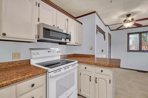Kitchen - 308 E Delaware St, Dwight, IL 60420 photo 3 of 5