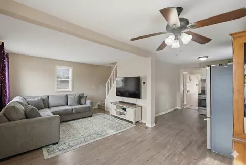 Other - 860 Parkway Ave, Elgin, IL 60120 photo 2 of 5