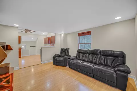 235 Ingalton Ave, West Chicago, IL 60185 photo 4
