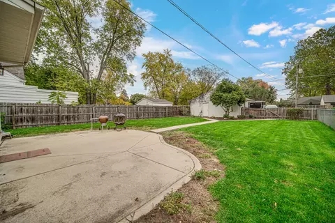 235 Ingalton Ave, West Chicago, IL 60185 photo 17