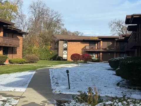 Undisclosed, Glen Ellyn, IL 60137