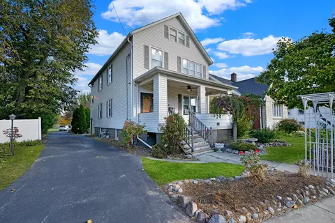 325 W Green St, Bensenville, IL 60106
