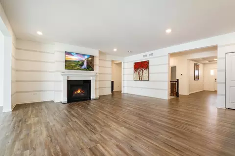 Living - 16063 S Selfridge Cir, Plainfield, IL 60586 photo 2 of 4
