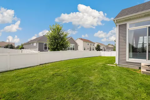 Exterior - 16063 S Selfridge Cir, Plainfield, IL 60586 photo 2 of 3