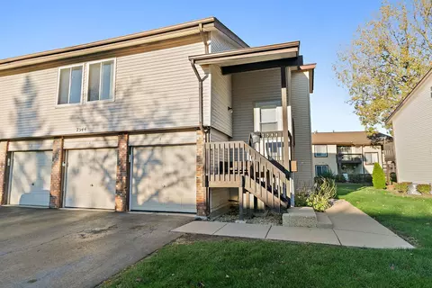 7544 Bristol Ln #4, Hanover Park, IL 60133