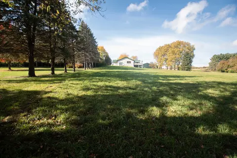 Exterior - 1764 Wolverine Rd, Dixon, IL 61021 photo 18 of 30