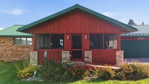 Exterior - 1764 Wolverine Rd, Dixon, IL 61021 photo 7 of 30