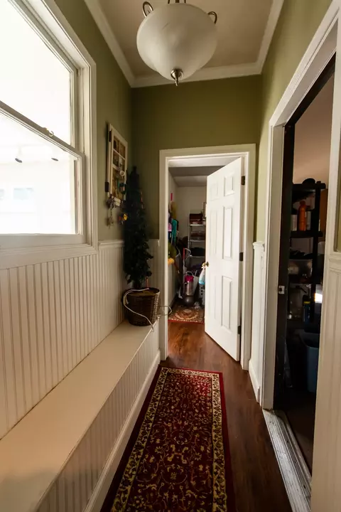 Entry Way - 1764 Wolverine Rd, Dixon, IL 61021 photo 2 of 6