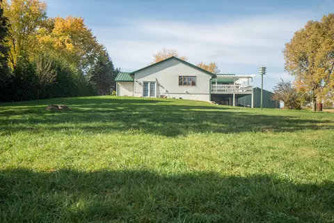 Exterior - 1764 Wolverine Rd, Dixon, IL 61021 photo 19 of 30