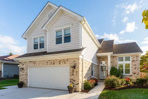274 Biscayne St, Bloomingdale, IL 60108