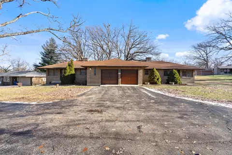 14243 Smith Rd, Lockport, IL 60441