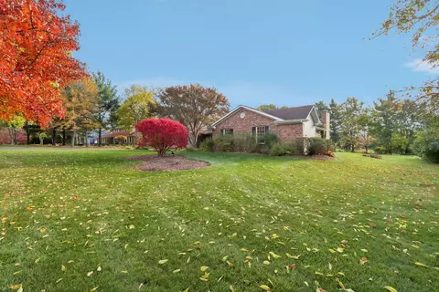 Exterior - 6515 Chickaloon Dr, Mchenry, IL 60050 photo 4 of 13