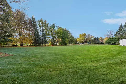 Exterior - 6515 Chickaloon Dr, Mchenry, IL 60050 photo 7 of 13
