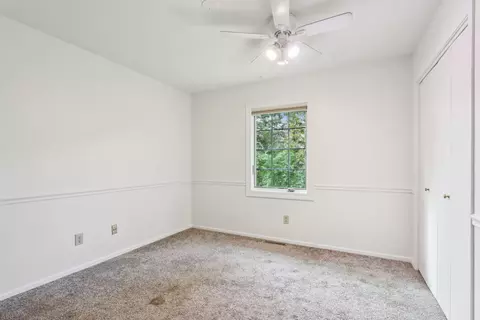 Bedroom - 6515 Chickaloon Dr, Mchenry, IL 60050 photo 3 of 3