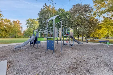 Other - 43 Hampton Rd, Montgomery, IL 60538 photo 8 of 10