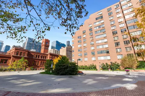 801 S Plymouth Ct #602, Chicago, IL 60605