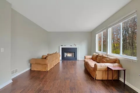 Living - Undisclosed, Round Lake, IL 60073 photo 3 of 4