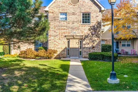 1506 Springbrook Ct #2C, Round Lake Beach, IL 60073