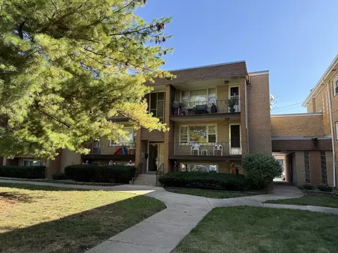 6419 S Oak Park Ave #E-25, Chicago, IL 60638