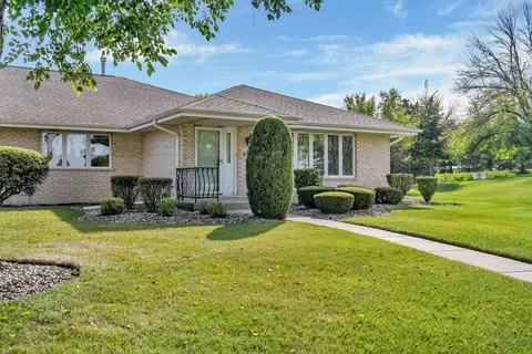 18233 Michigan Ct #73, Orland Park, IL 60467