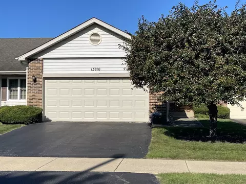 13810 S Magnolia Dr, Plainfield, IL 60544