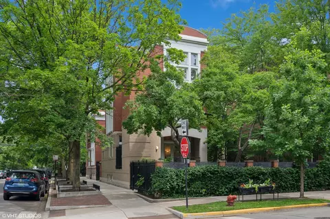 2209 N Seminary Ave, Chicago, IL 60614