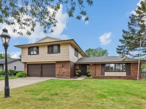 415 Laconia Ln, Schaumburg, IL 60193