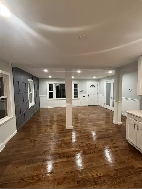 Living - 16879 Head Ave, Hazel Crest, IL 60429 photo 7 of 8