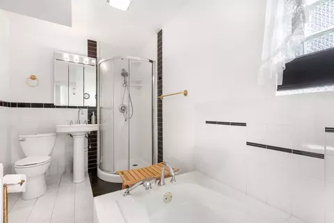 Bath - 2611 South St, Rolling Meadows, IL 60008 photo 1 of 1