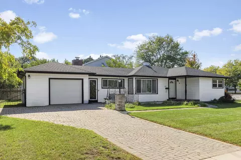 2611 South St, Rolling Meadows, IL 60008
