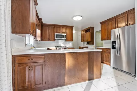 1107 Pine Ridge Ct, Normal, IL 61761 photo 9