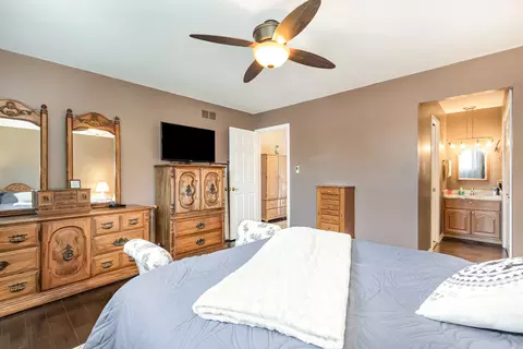 Bedroom - 19638 Glennell Ave, Mokena, IL 60448 photo 2 of 4