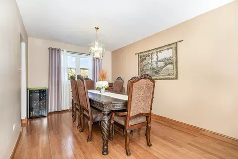 Dining - 19638 Glennell Ave, Mokena, IL 60448 photo 1 of 2