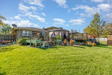 Exterior - 19638 Glennell Ave, Mokena, IL 60448 photo 2 of 5