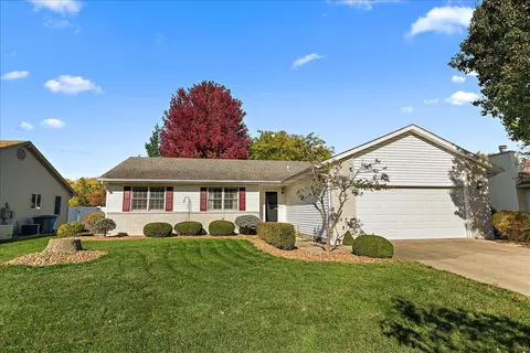 235 E John Casey Rd, Bourbonnais, IL 60914