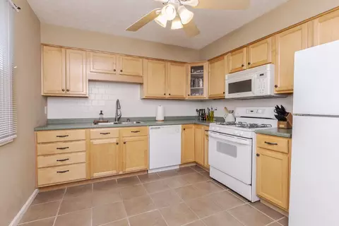 Kitchen - 105 E Lincoln St #K, Normal, IL 61761 photo 1 of 3