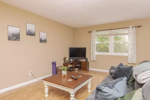 Living - 105 E Lincoln St #K, Normal, IL 61761 photo 2 of 3