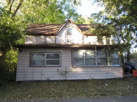 1204 W Hill St, Urbana, IL 61801