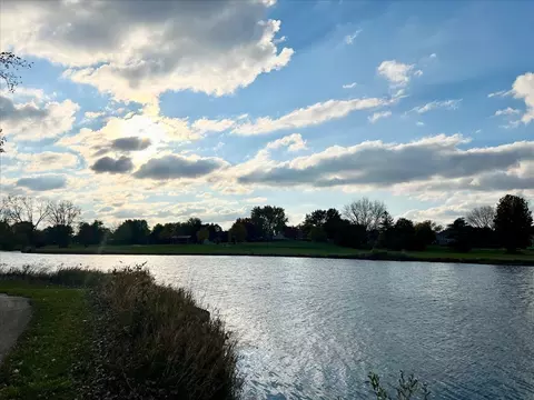 718 Fairview Ln, Bartlett, IL 60103 photo 34