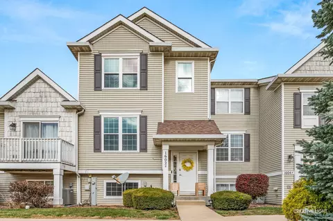 1602 Fieldstone Dr, Shorewood, IL 60404
