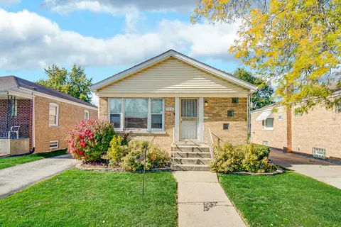 Exterior - 15532 Drexel Ave, Dolton, IL 60419 photo 2 of 5