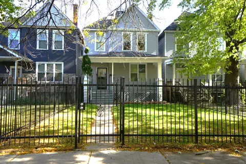 207 N Austin Blvd, Chicago, IL 60644